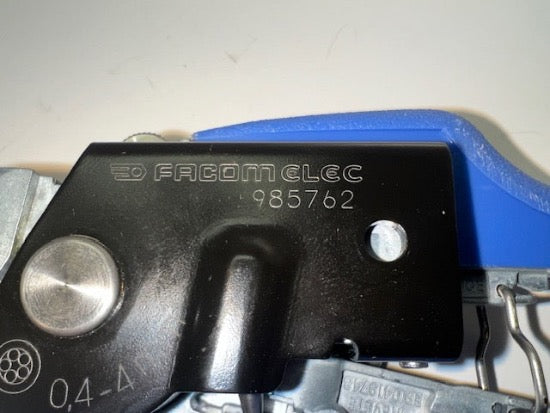 FACOM France  985762 - DUAL AUTOMATIC WIRE CUTTER-STRIPPER - Cardon Tools