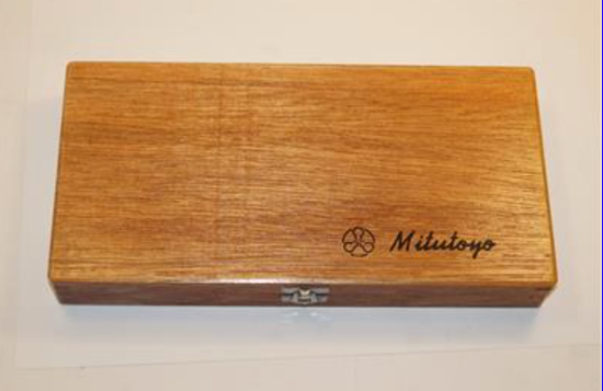 New Old Stock  Mitutoyo Japan 1-2"  60 Degree Point Micrometer. 112-370 .001" GRAD - Cardon Tools