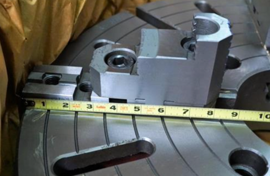 Rapidhold 25" 4-Jaw Semi-Steel Lathe Chuck. Plain Back. 2pc Reversible Jaws - Cardon Tools