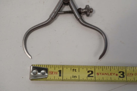 New Old Stock BEAUTIFUL Moore & Wright UK MICRO 2" Toolmakers Machined Round Leg Caliper - Cardon Tools