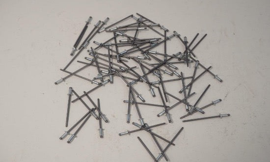 Box of 10,000 Stanley Advel Pop Rivets .032-.125" Grip Range  Steel USA R4760 - Cardon Tools