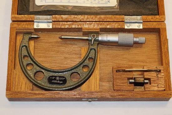 NOS Mitutoyo Japan 1-2" 60 Degree Point Micrometer. 112-370 .001" GRAD