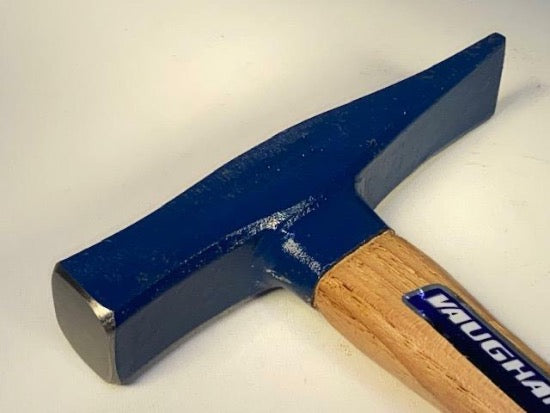 New Old Stock Vaughan USA 11oz Tinners Tinsmiths Sheet Metal Riveting Hammer - Cardon Tools